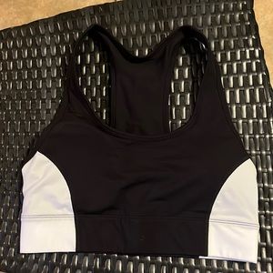 Black & white fabletics sports bra